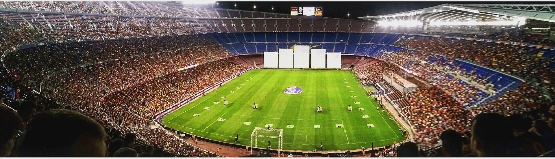 barcelona-1984632_1920