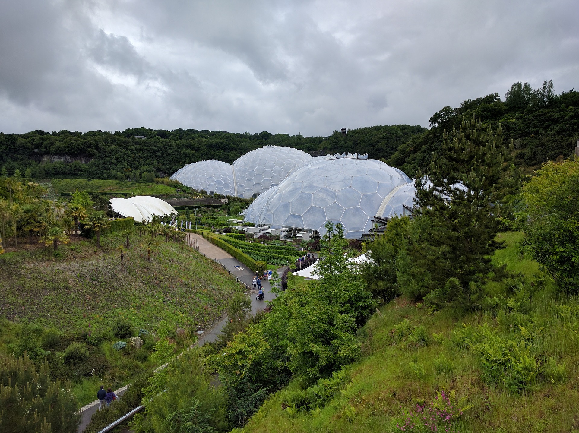 eden-project-2363385_1920